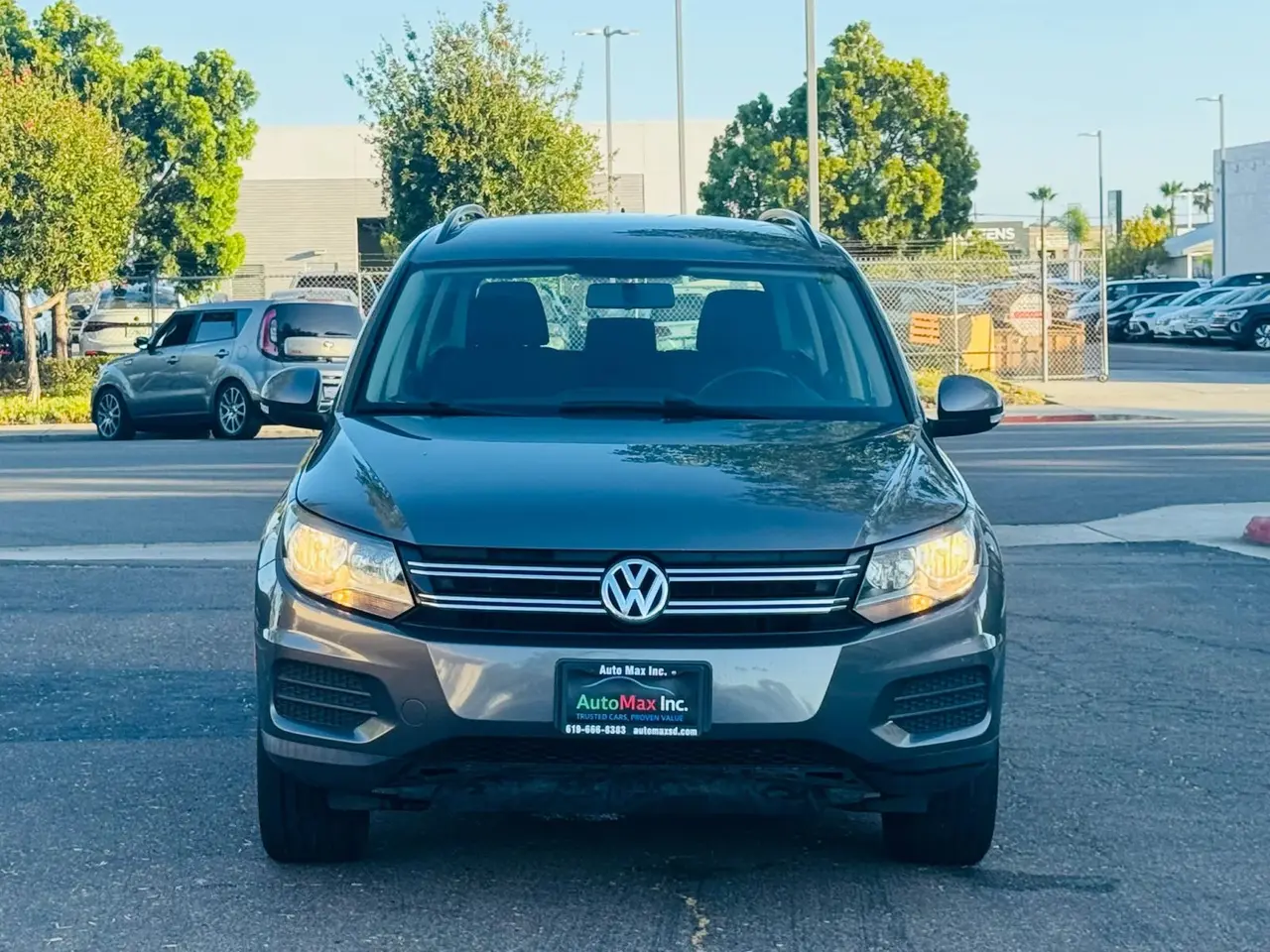 2017 Volkswagen Tiguan Limited 2.0T