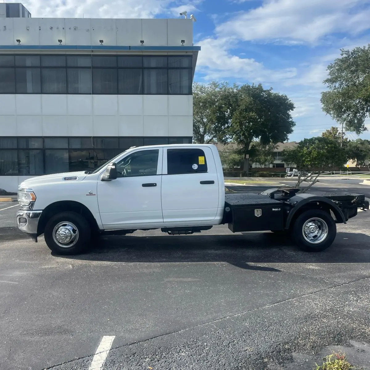 2023 Ram 3500 Crew Cab Tradesman Pickup 4D 8 ft