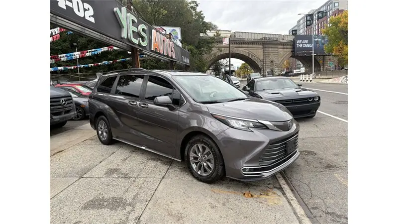 2023 豐田 塞納 XLE 7-Passenger
