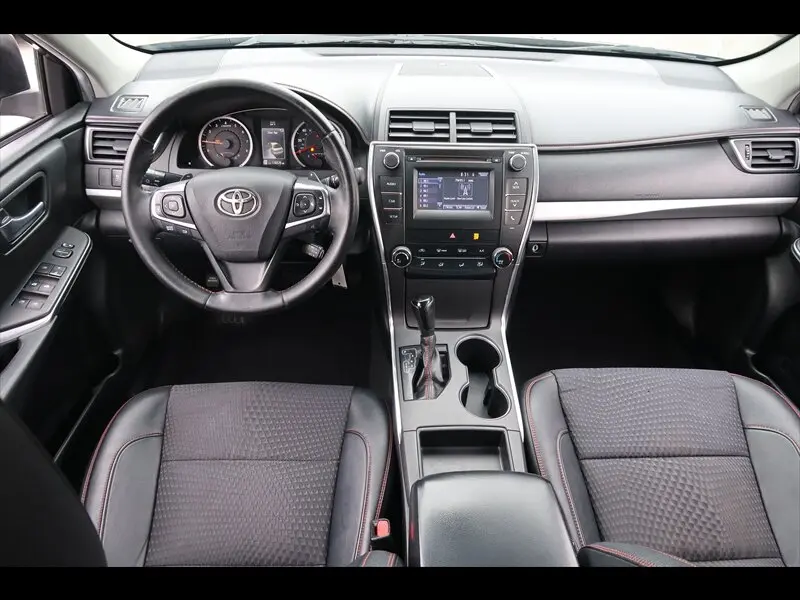 2015 Toyota Camry SE