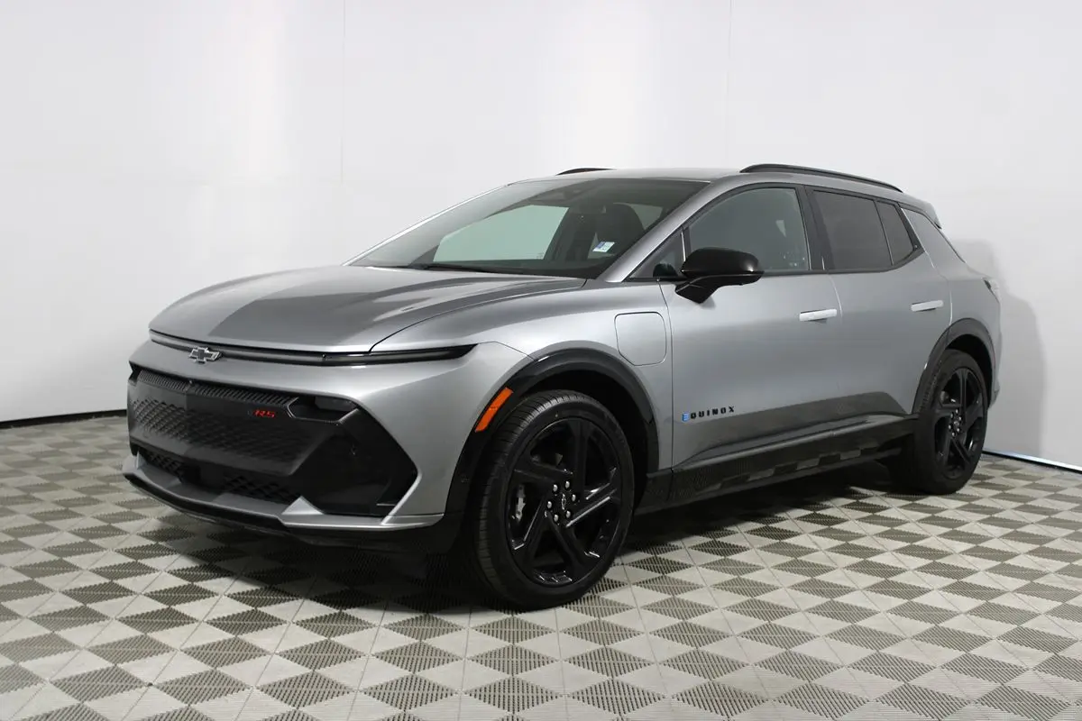 2024 Chevrolet Equinox EV RS