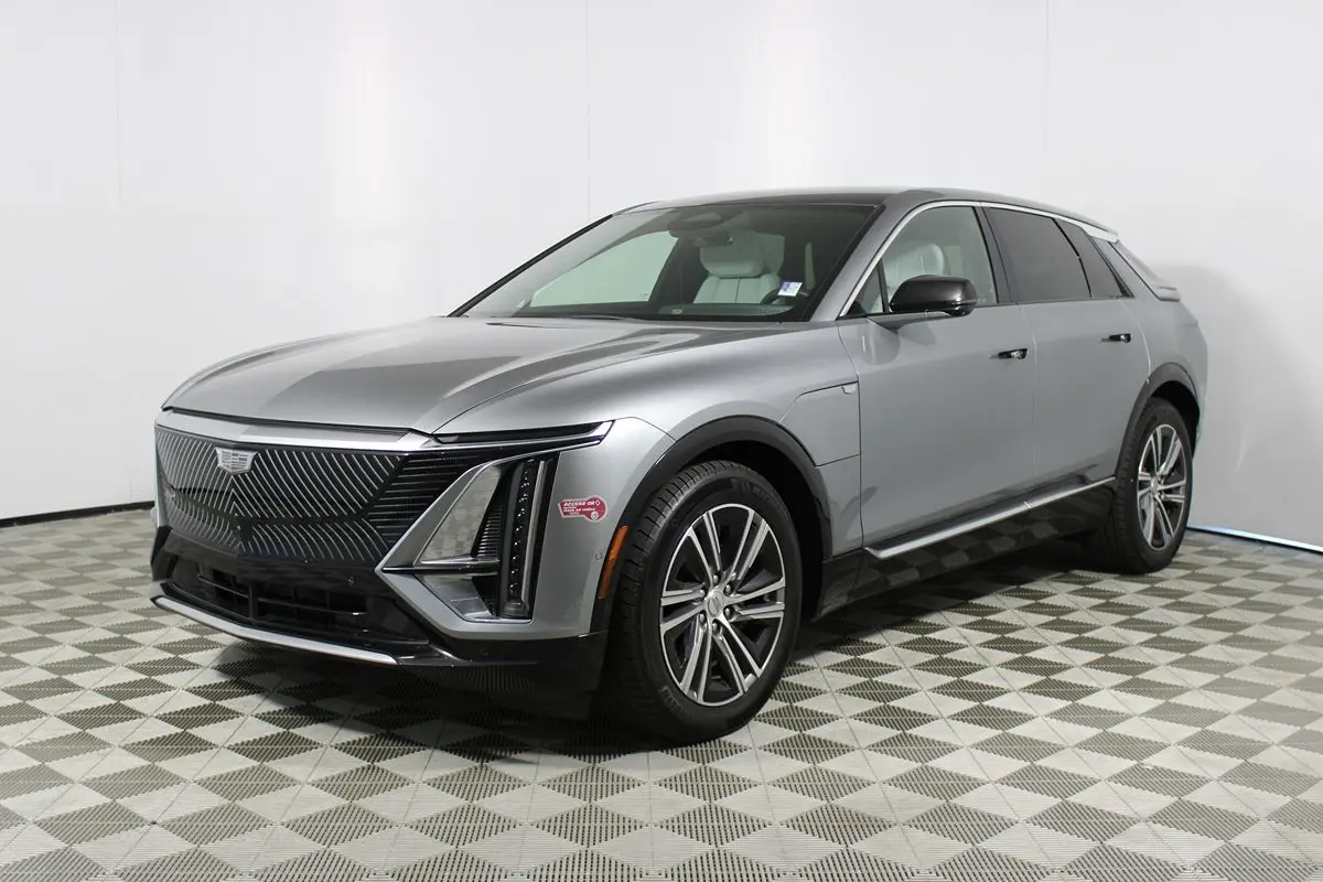 2024 Cadillac LYRIQ Luxury