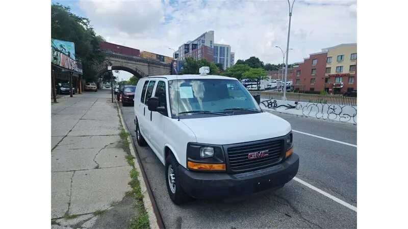 2013 GMC Savana 2500