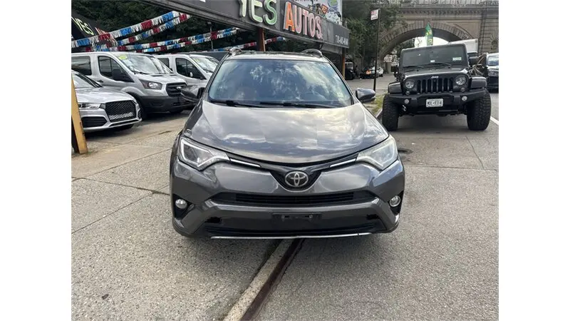 2017 Toyota RAV4 XLE