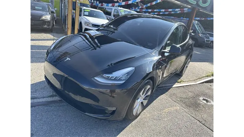 2022 Tesla Model Y Long Range